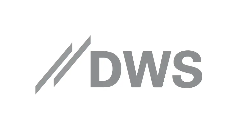 Graues Logo DWS mit zwei grauen vertikalen Linien vor dem D